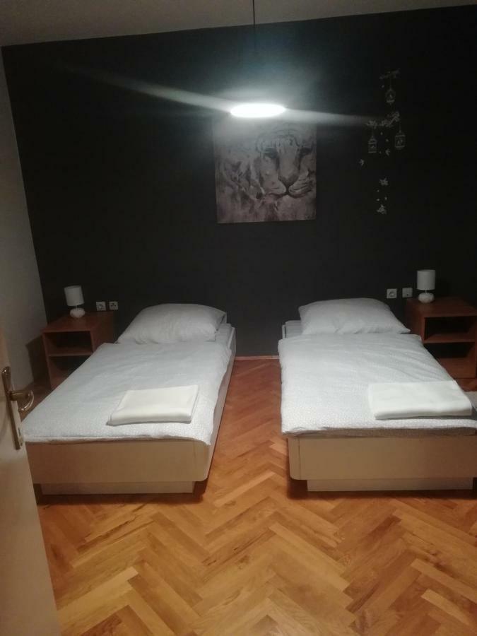 Apartmani Marin Vukovar Extérieur photo