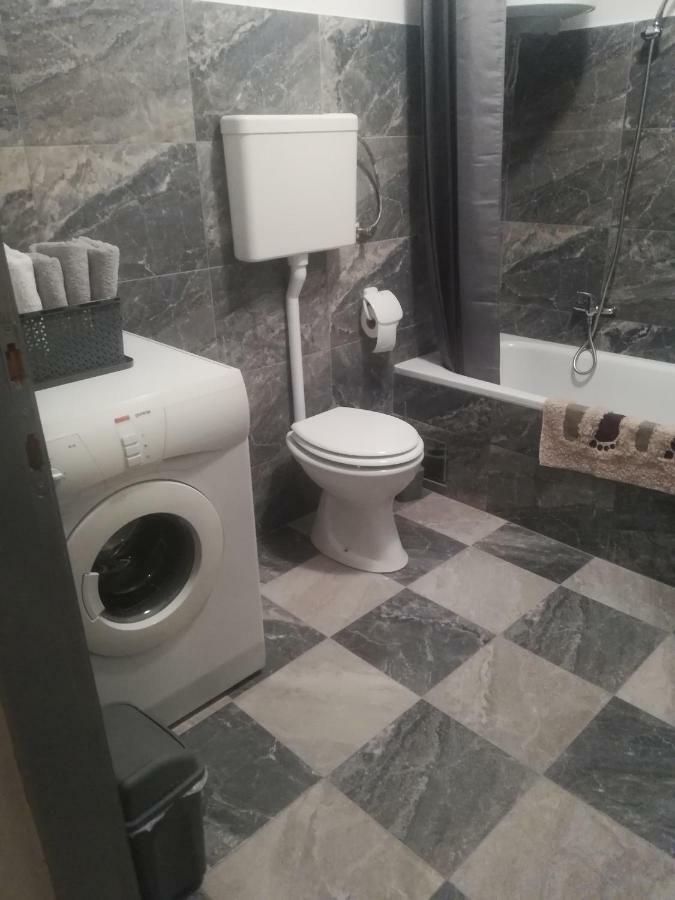 Apartmani Marin Vukovar Extérieur photo